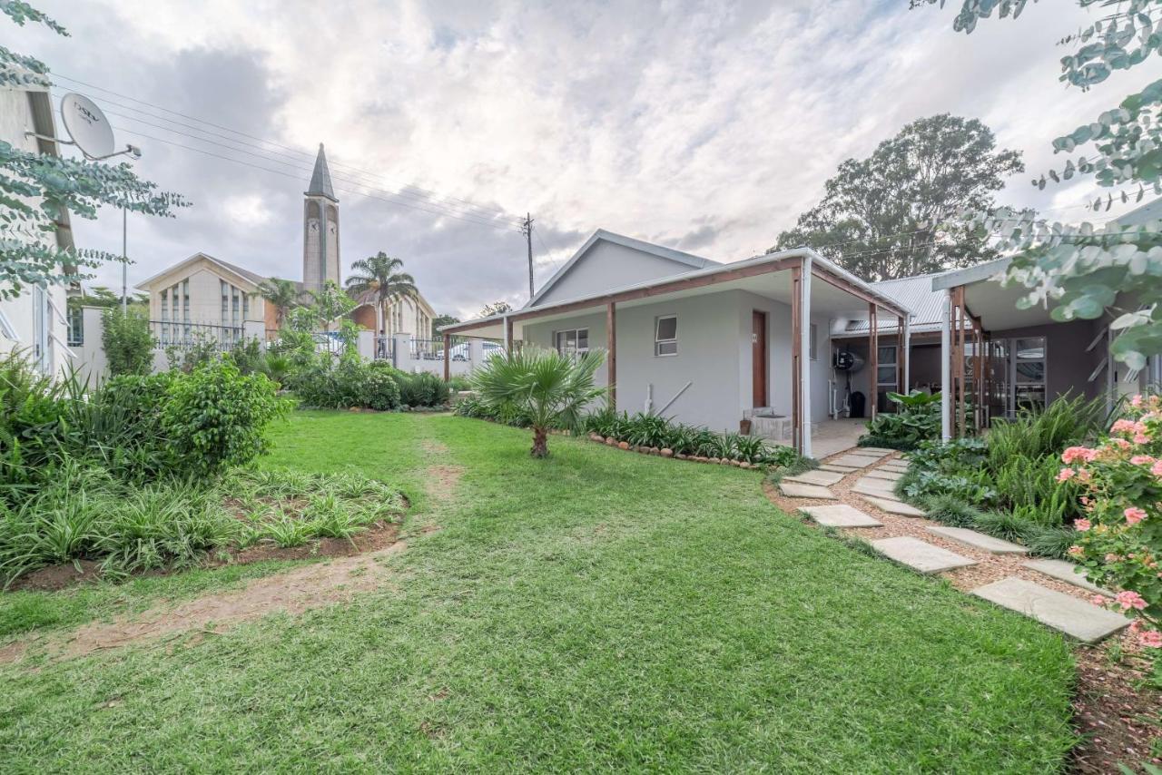Azaria Guesthouse Swellendam Exterior foto