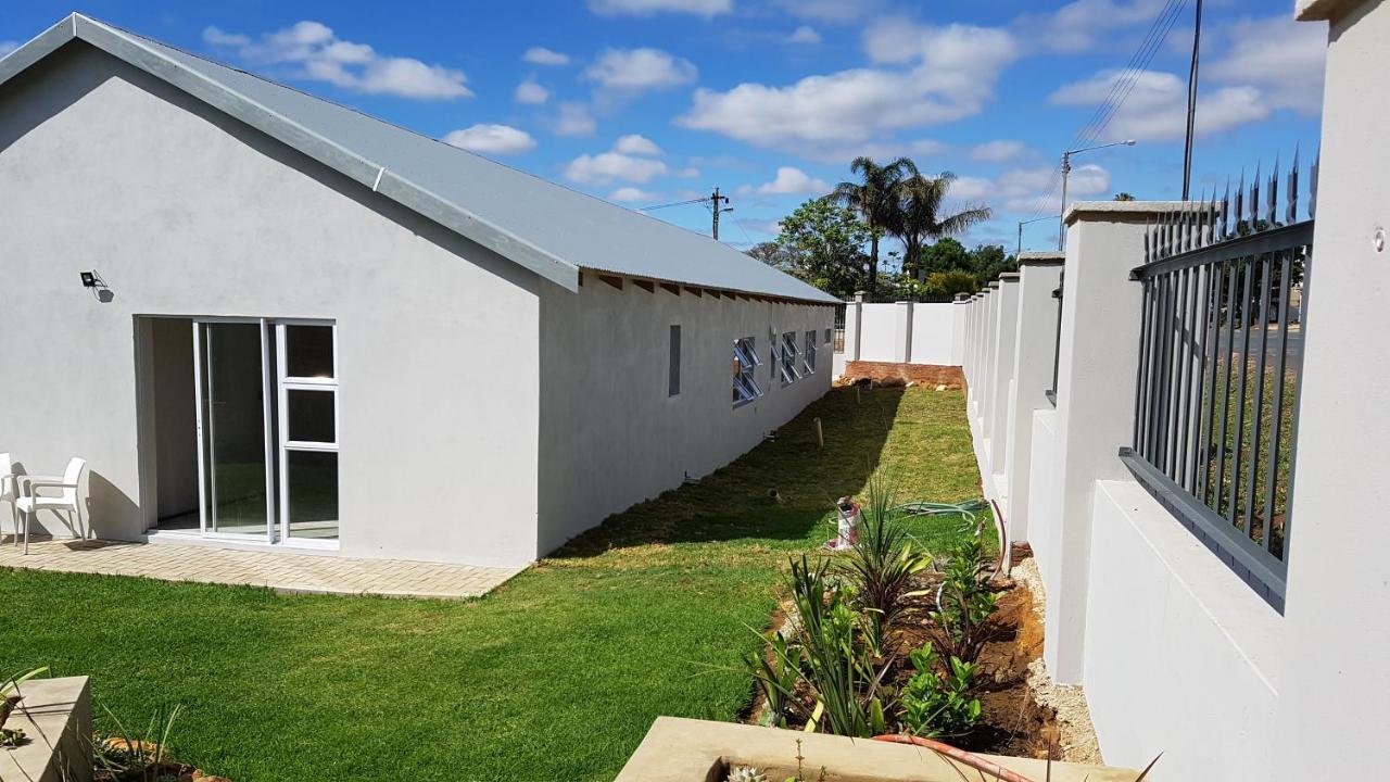 Azaria Guesthouse Swellendam Exterior foto